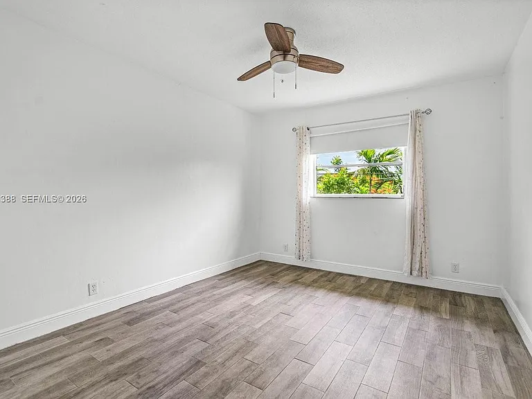 260 NW 19th St #26 — Photo 9