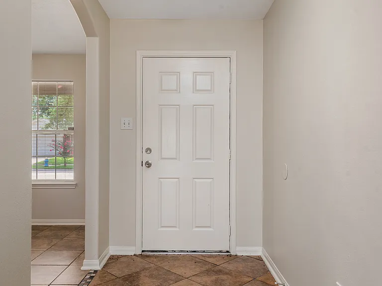 6023 Barany Ct — Photo 29