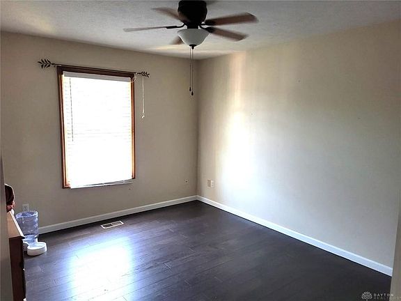 4th image of 825 Calmer Ernst Blvd