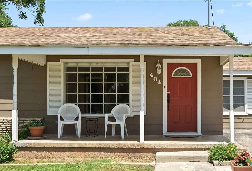 1st image of 404 Sarah Dr