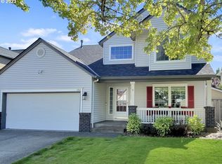 1252 NE Morning Sun Dr, Hillsboro, OR