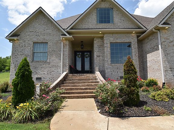 2nd image of 760 Gower Ct