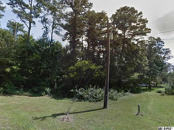 2nd image of 3420 7th Street Dr NE