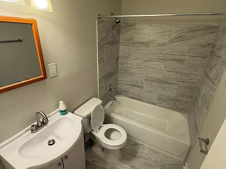3392 Hallbrook St — Photo 6