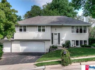 11662 Sunburst St, Omaha, NE 68164