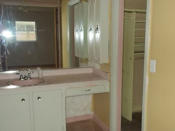 5th image of 168 Fairway Oaks Dr