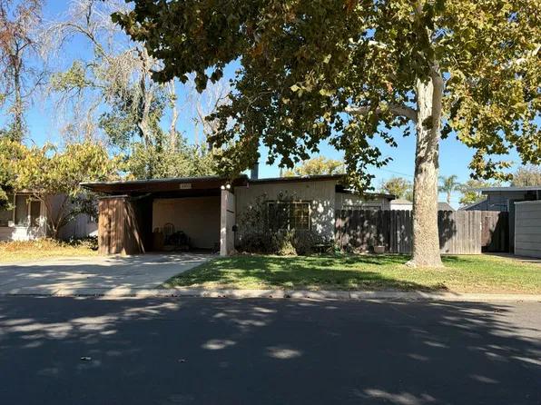 2051 Lance St, Modesto, CA 95354