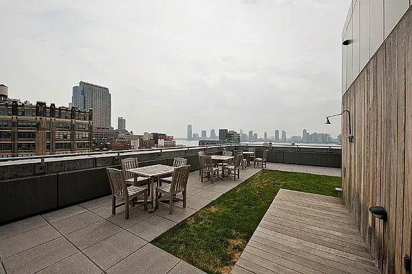 Sold by Town Residential | media 16