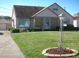 568 Maplewood Ave, Struthers, OH