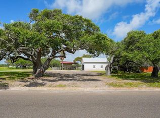 1229 S Church St, Rockport, TX 78382