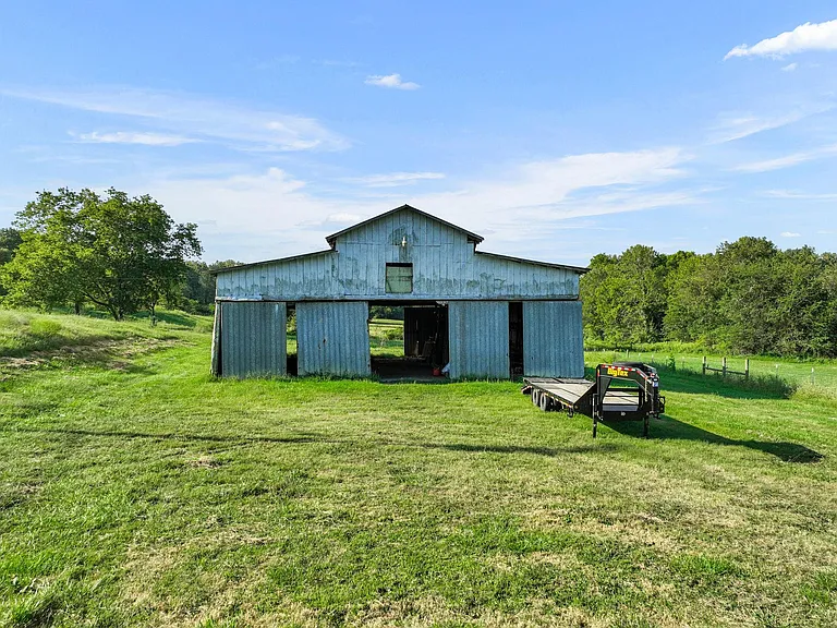 4861 Bethesda Rd — Photo 65