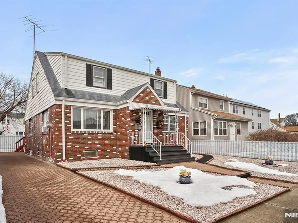 68 Kipp Pl, Paterson, NJ 07513