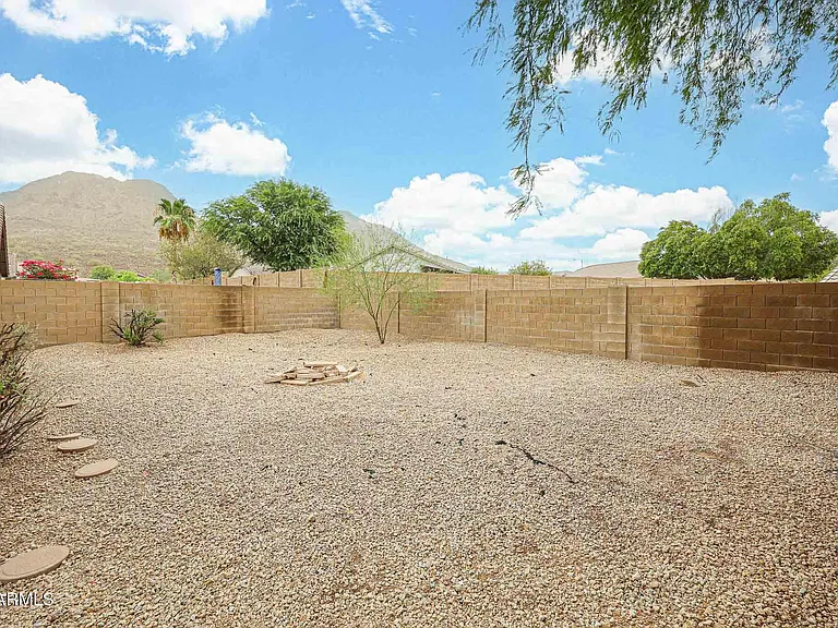 6431 W Chisum Trl — Photo 32