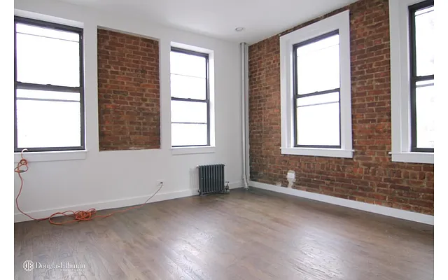 Rented by Douglas Elliman | media 18