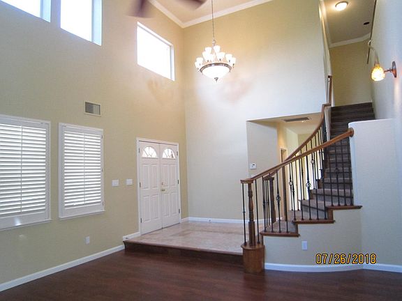 2nd image of 3253 Collingswood Dr