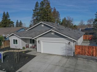 500 Fountain Way, Dixon, CA 95620