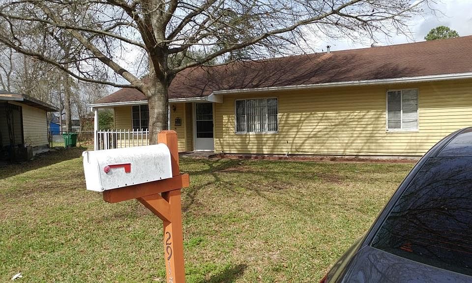 1st image of 2915 Fleetwood St