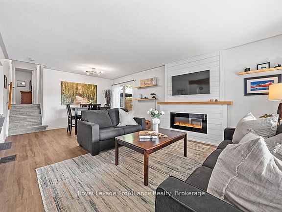 4th image of 159 Singleton Dr