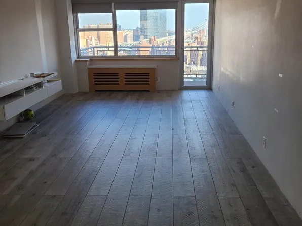 215 Park Row image 1 of 1