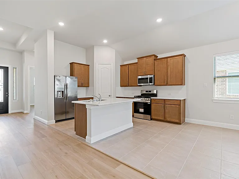 2131 Villa Flora Ln — Photo 2