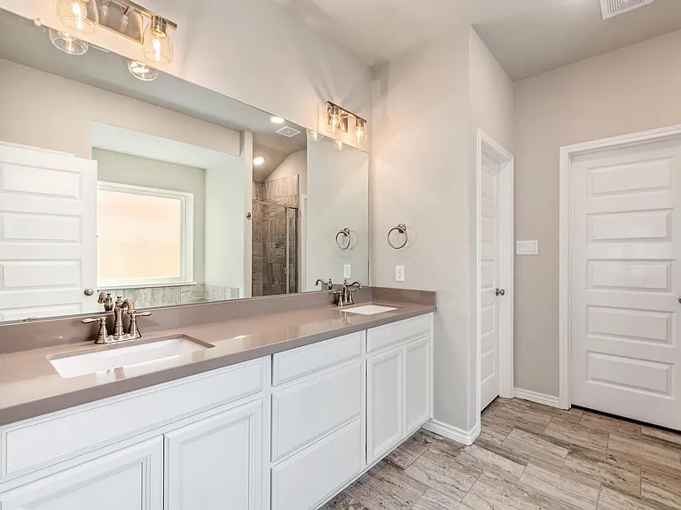 3185 Normandy Way — Photo 9