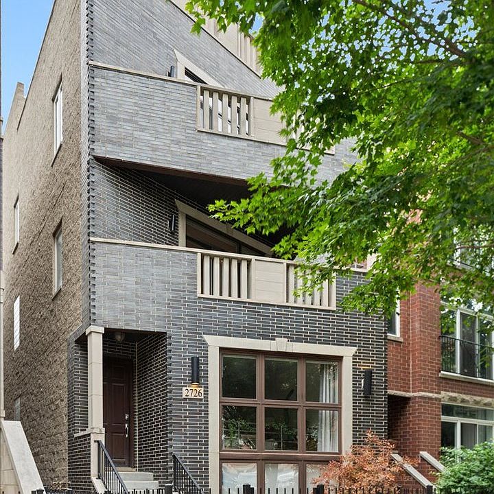 1st image of 2726 W Cortez St #2