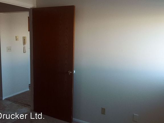3rd image of 2008 W Genesee St APT 1