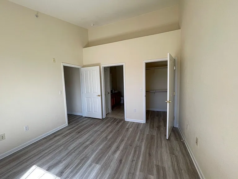 8457 S Hoyt Way #303 — Photo 12