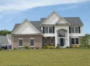 1100 Blue Spring Cir, Webster, NY 14580