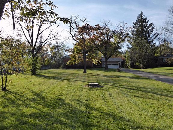 3rd image of 9637 Placid Dr