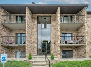 541 Davis Rd APT 10, Cincinnati, OH 45255