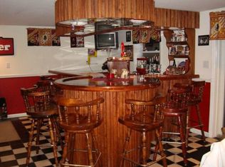 8 Button Rd, Waterford, NY 12188