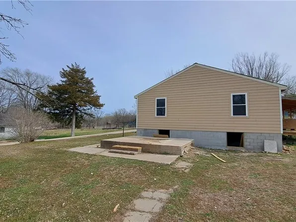 1034 Traders Ave, Fall River, KS 67047