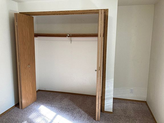 2nd image of 3001 W Alpine St #833-202