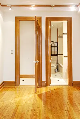 Rented by WAM Partners - William Moses Co. | media 5