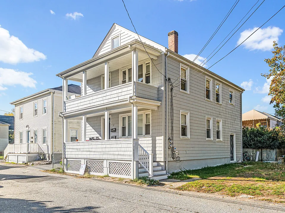 37 Warren Ave #1