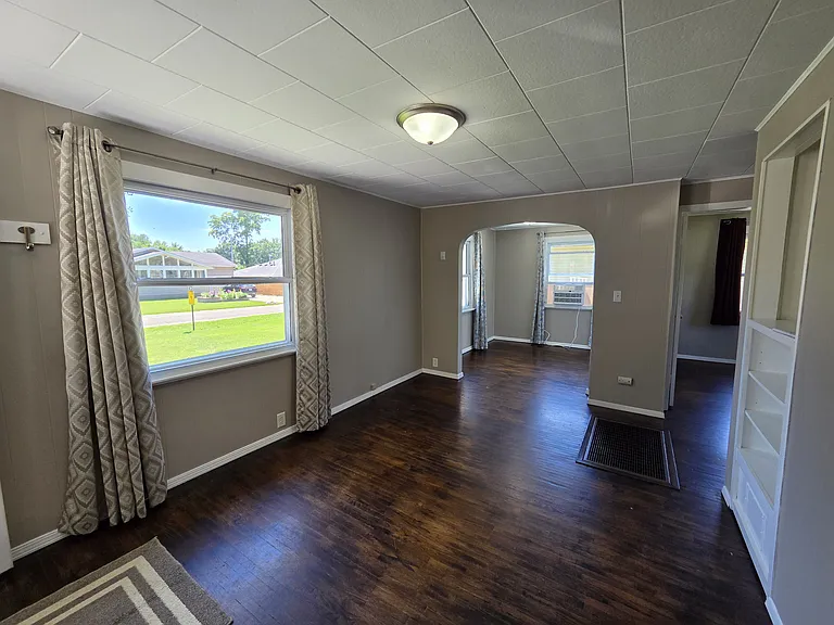 1007 Magnolia St — Photo 6