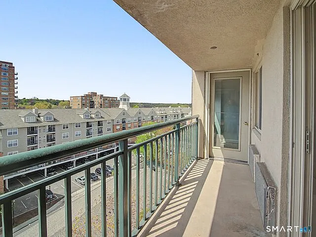 104 North St #604 — Photo 25
