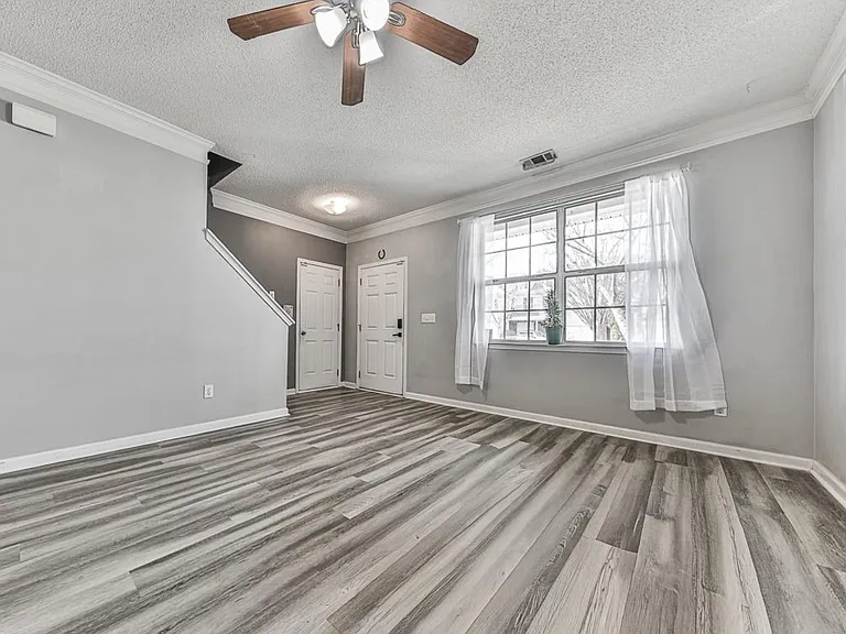 388 Weatherstone Pl — Photo 4
