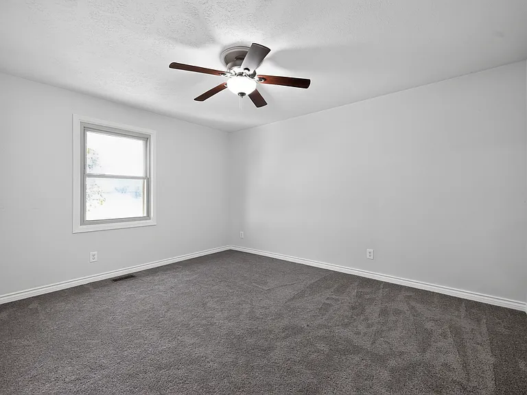 6611 Textile Rd — Photo 48