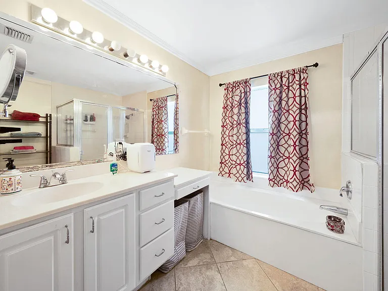 10569 Pelican Dr — Photo 11
