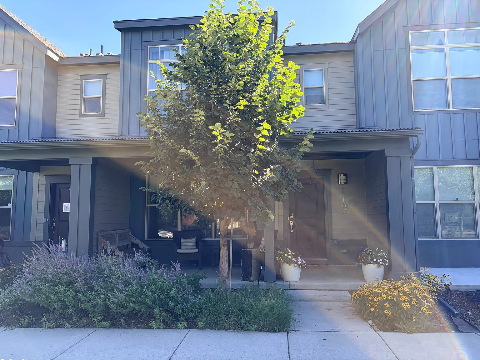 3 bed, 2.5 bath, 1330 sqft, $2,800 — Photo 1