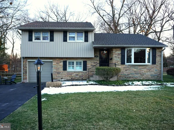 206 Alders Dr, Wilmington, DE 19803