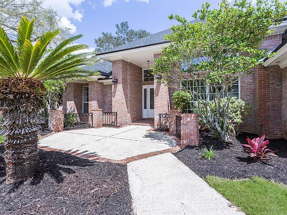 2nd image of 12075 Oldfield Point Dr