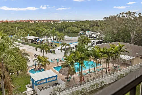 1000 Cove Cay Dr Photo 1