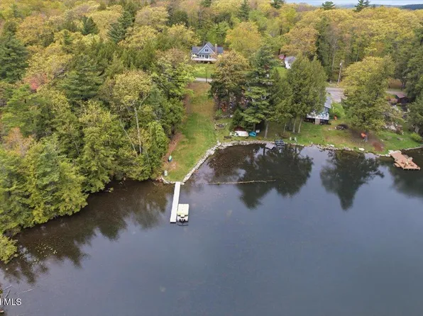 123 N Shore Road, Petersburgh, NY 12138