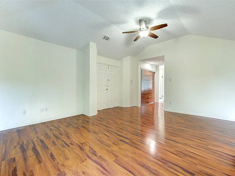 13103 Wickersham Ln — Photo 21