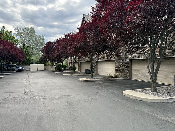 2nd image of 1361 E Mossy Springs Ln