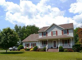 45 Hampton Ct, Queensbury, NY 12804