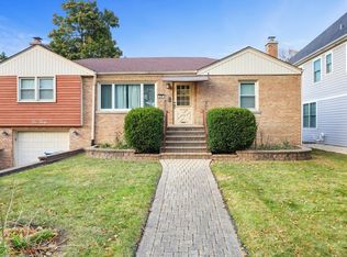 230 5th St, Downers Grove, IL 60515
